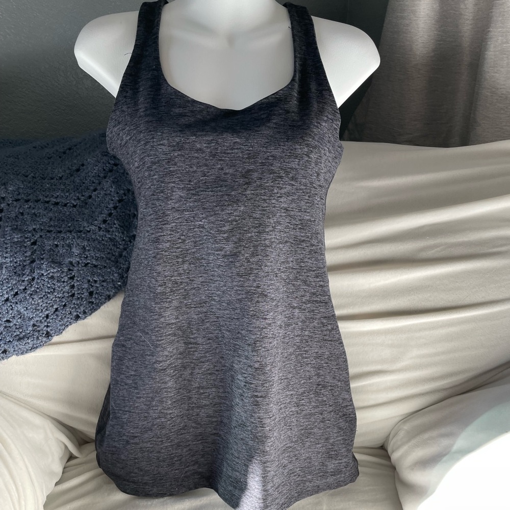 Beyond yoga tank spacedye w/built in bra